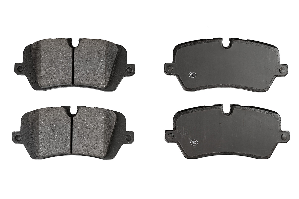Задние керамические колодки Evolution PLUS Z17 для Land Rover Defender II, Discovery V, Range Rover IV, Range Rover Sport II
