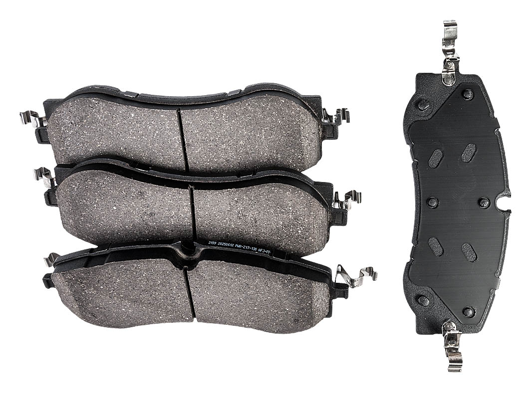 Передние керамические колодки Evolution PLUS Z17 для LiXiang L6, L7, L8, L9