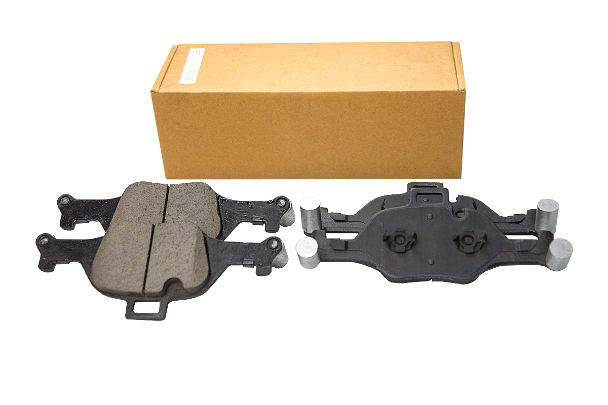 Передние керамические колодки Evolution Sport Z23 для BMW 2 (G42), 3 (G20), 4 (G22/G23), 5 (G30/G31), 6 (G32), 7 (G11/G12), X3 (G01), X4 (G02), X5 (G05), X6 (G06), X7 (G07)
