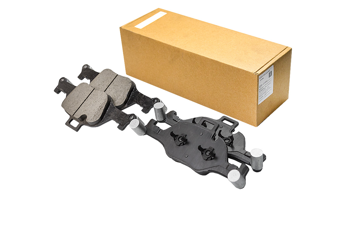 Передние керамические колодки Evolution Sport Z23 для BMW 2 (G42), 3 (G20), 4 (G22/G23), 5 (G30/G31), 6 (G32), 7 (G11/G12), X3 (G01), X4 (G02), X5 (G05), X6 (G06), X7 (G07)