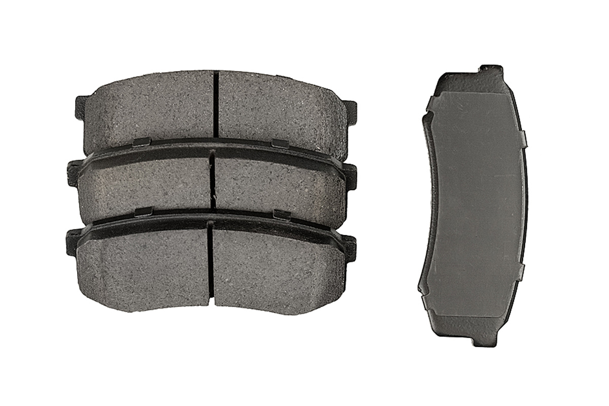 Задние керамические колодки Evolution PLUS Z17 для Lexus GX II, Toyota Fortuner II, Land Cruiser 200, Land Cruiser Prado 150, Mitsubishi Pajero IV, Pajero Sport II