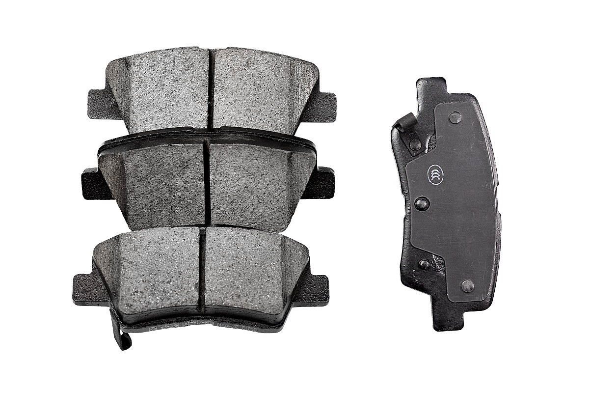 Задние керамические колодки Evolution PLUS Z17