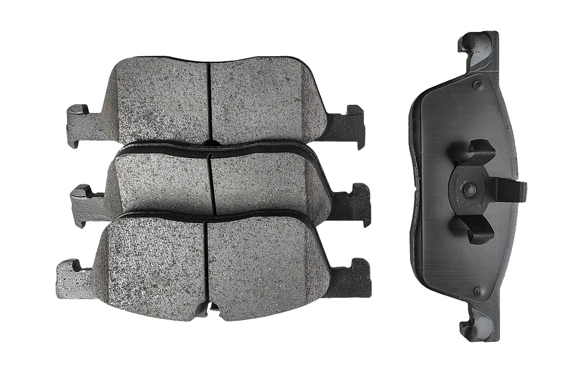 Передние керамические колодки Evolution Sport Z23 для Jaguar E-Pace, Land Rover Discovery Sport, Range Rover Evoque