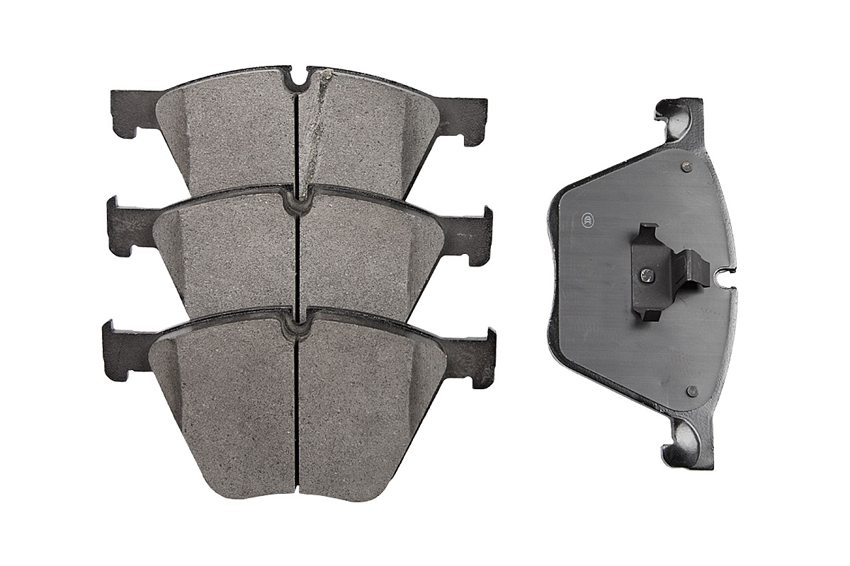 Передние керамические колодки Evolution PLUS Z17