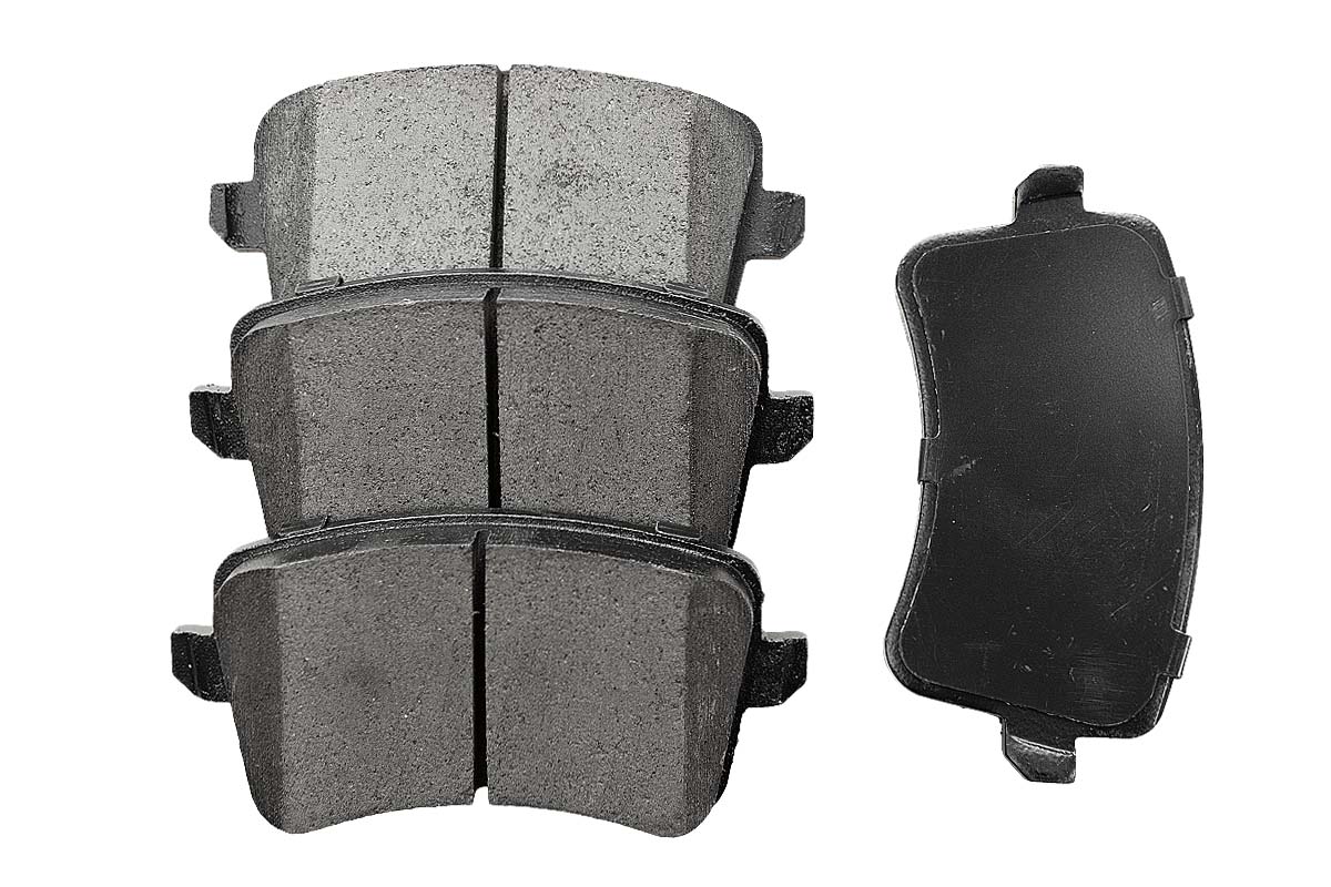 Задние керамические колодки Evolution PLUS Z17