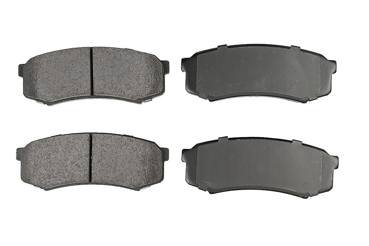 Задние керамические колодки Evolution PLUS Z17 для Lexus GX II, Toyota Fortuner II, Land Cruiser 200, Land Cruiser Prado 150, Mitsubishi Pajero IV, Pajero Sport II