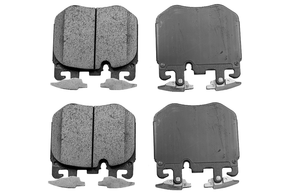 Передние керамические колодки Evolution Sport Z23 для BMW 2, 3, 4, 5, 6, 7, 8 серии, X3, X4, X5, X6, X7