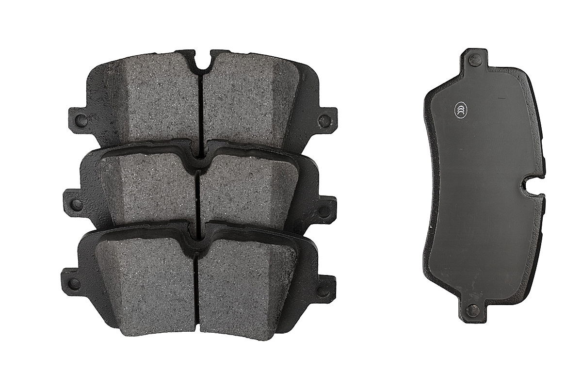 Задние керамические колодки Evolution PLUS Z17 для Land Rover Defender II, Discovery V, Range Rover IV, Range Rover Sport II