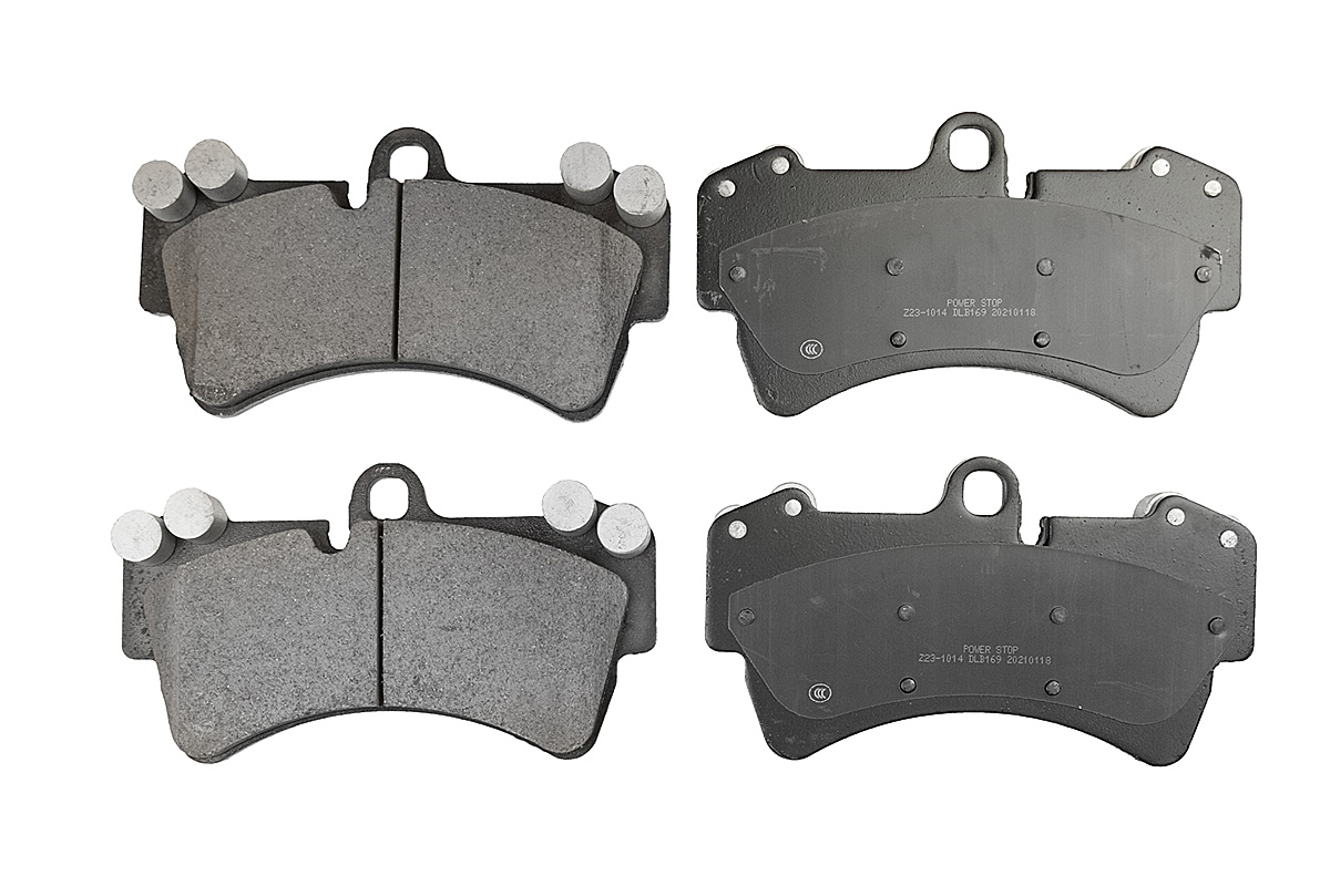 Передние керамические колодки Evolution Sport Z23 для Audi Q7 (4L), Porsche Cayenne (955/957), Volkswagen Touareg 2002-2010
