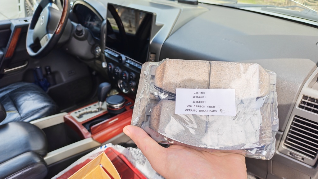AutoBlogQX56_5.jpg