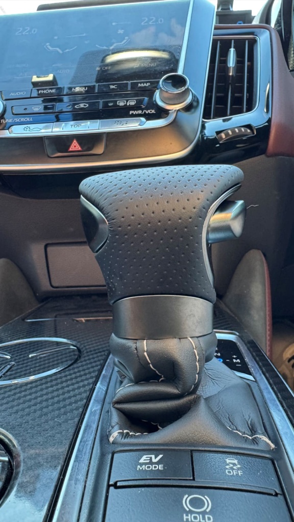CrownCharg_8.jpg